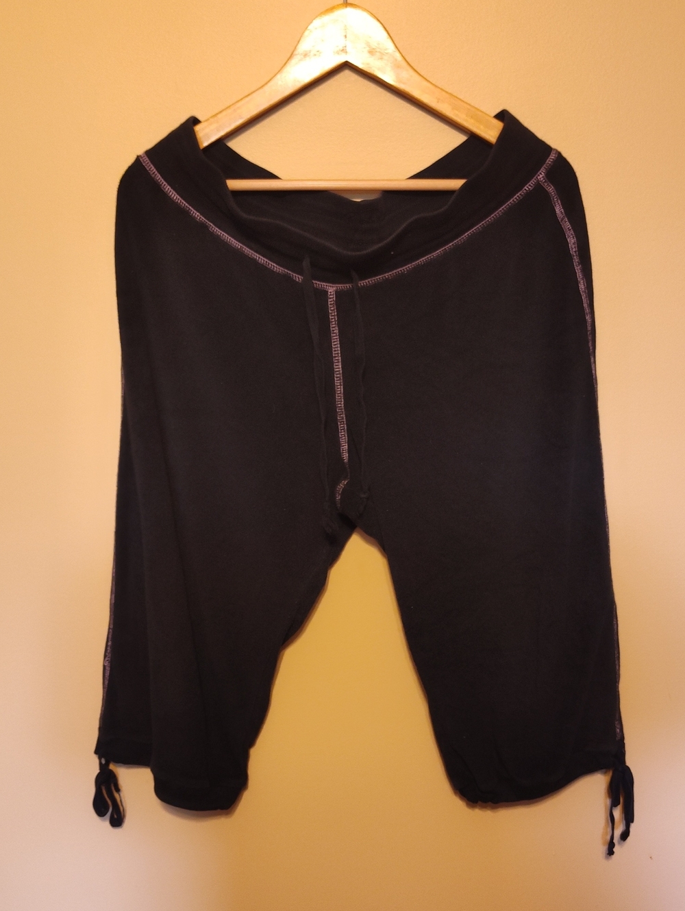 One Step Ahead Black Capri Pants with Pink Stitching